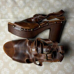 Sbicca Vintage Collection “Unison” Platform Leather Sandal Wooden Heel size 39/8